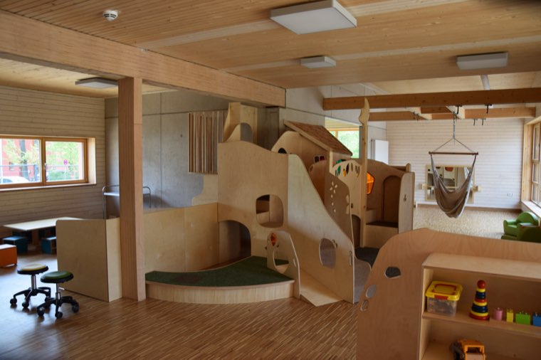 Kita-Bewegungsraum aus Holz